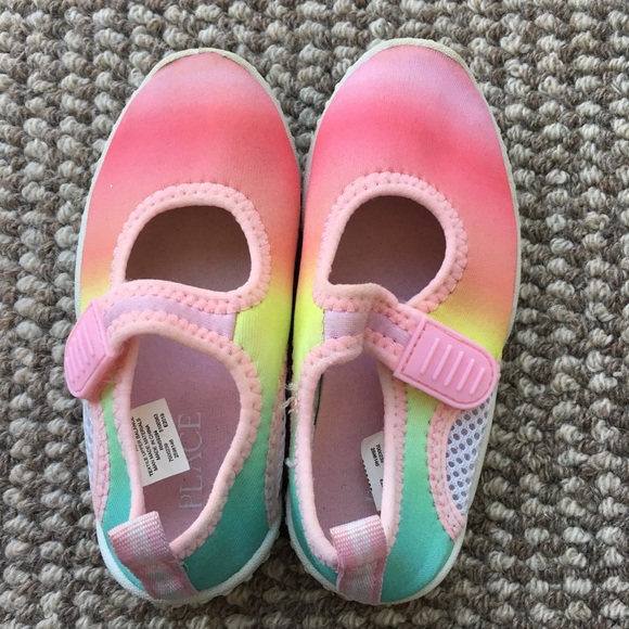 rainbow water shoes